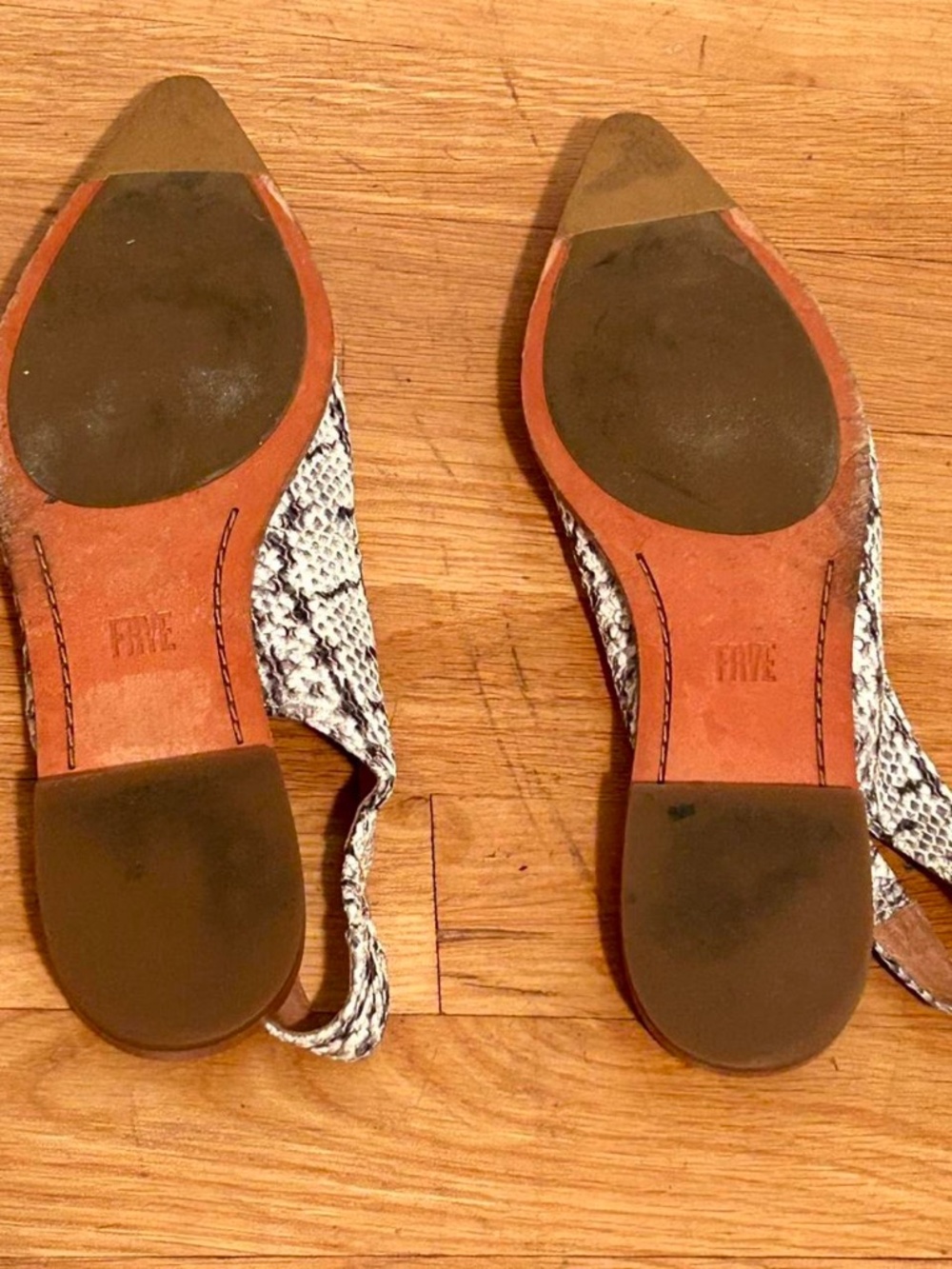 FRYE Kenzie pointed toe slingback flats, snake print leather, 7 - Picture 8 of 8